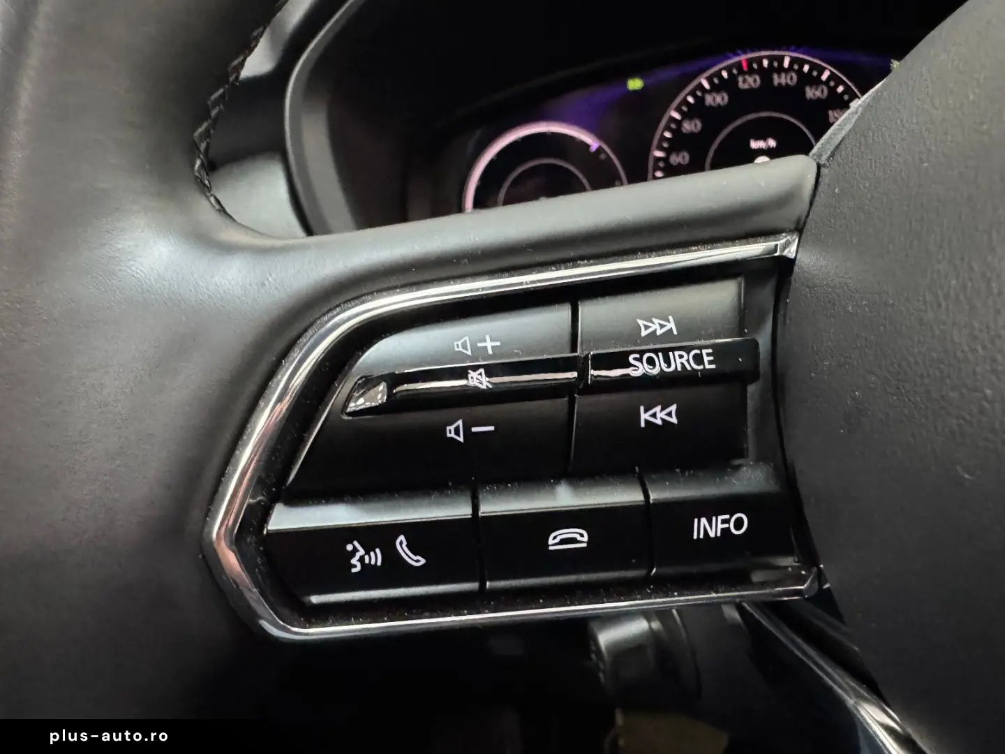 MAZDA CX-80 Homura Plus PHEV AWD CAHO 6-Sitzer PANO