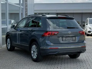 VW Tiguan 2.0 TDI Aut. Life NAVI LED