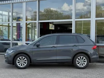 VW Tiguan 2.0 TDI Aut. Life NAVI LED