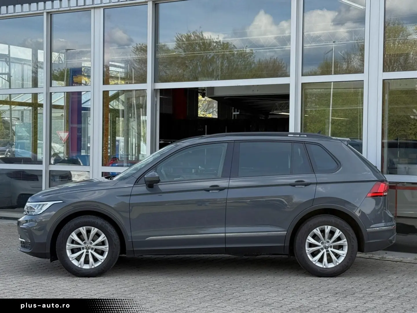 VW Tiguan 2.0 TDI Aut. Life NAVI LED
