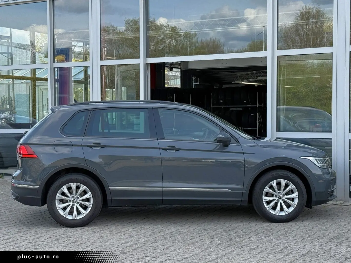 VW Tiguan 2.0 TDI Aut. Life NAVI LED
