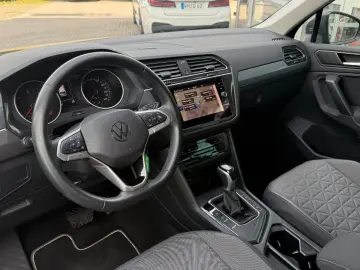 VW Tiguan 2.0 TDI Aut. Life NAVI LED