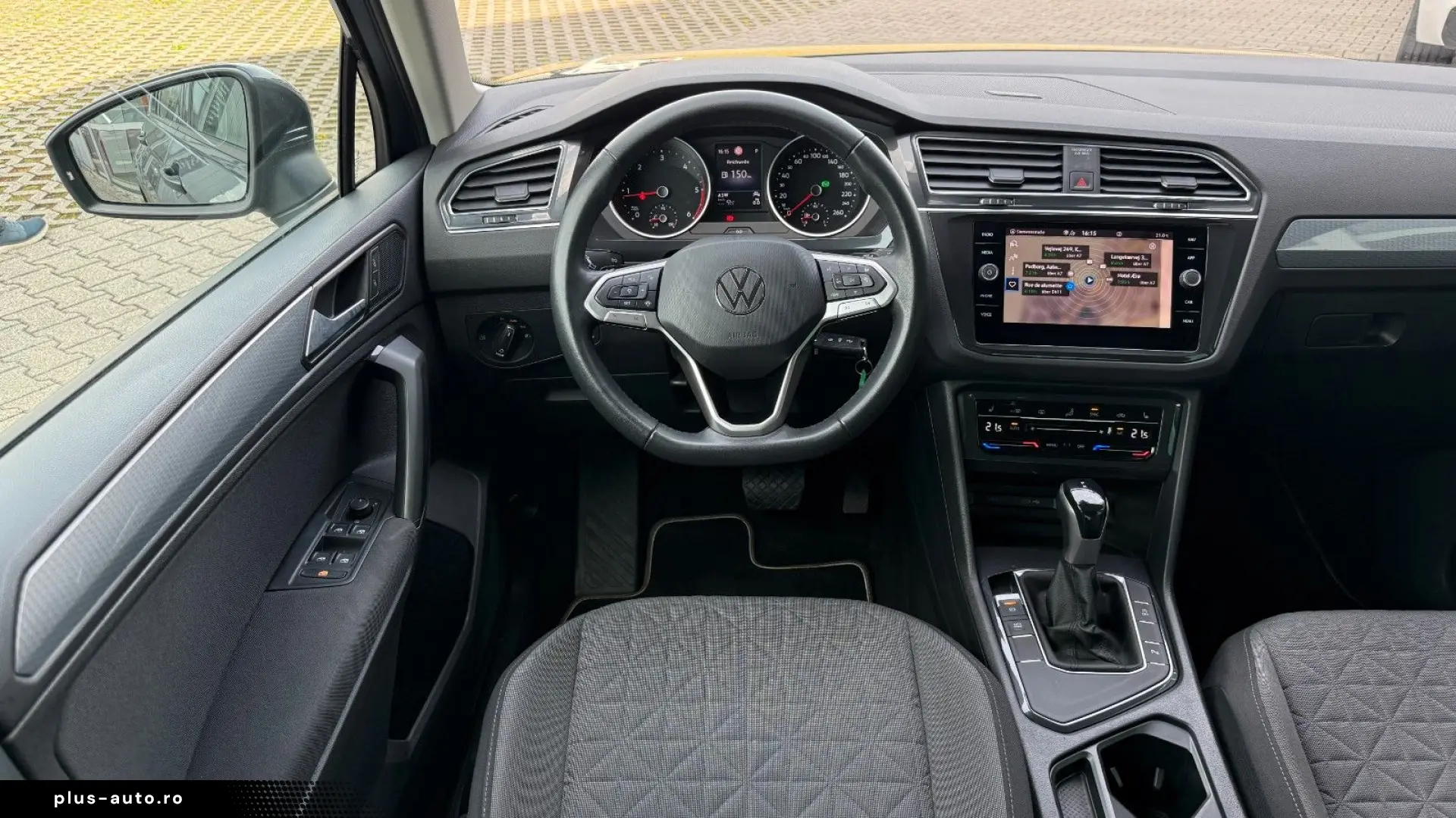 VW Tiguan 2.0 TDI Aut. Life NAVI LED
