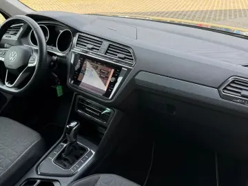 VW Tiguan 2.0 TDI Aut. Life NAVI LED