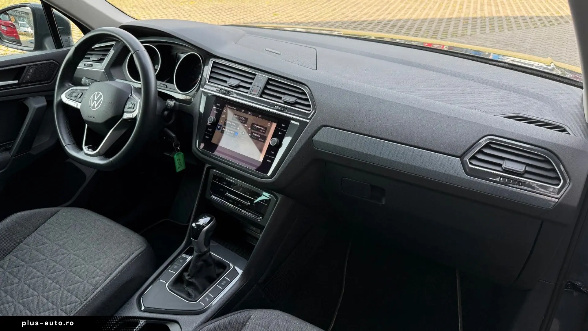 VW Tiguan 2.0 TDI Aut. Life NAVI LED