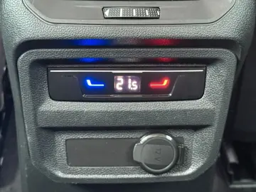 VW Tiguan 2.0 TDI Aut. Life NAVI LED