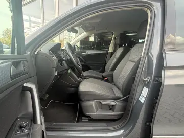 VW Tiguan 2.0 TDI Aut. Life NAVI LED