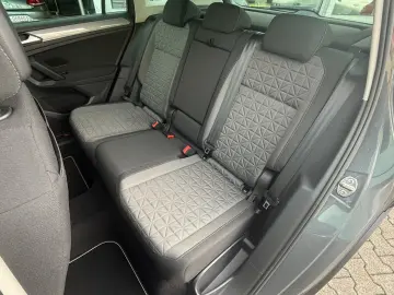 VW Tiguan 2.0 TDI Aut. Life NAVI LED