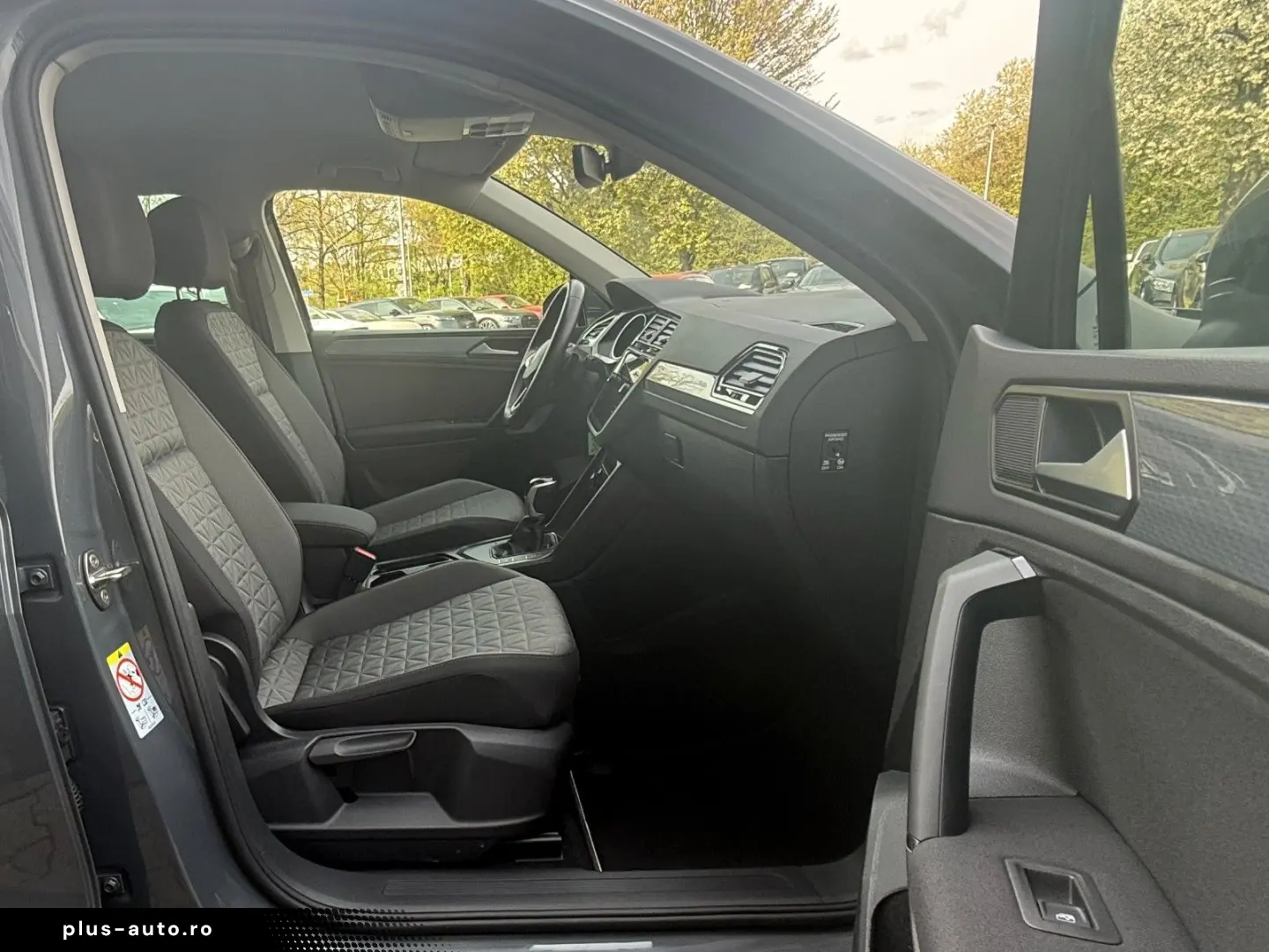VW Tiguan 2.0 TDI Aut. Life NAVI LED