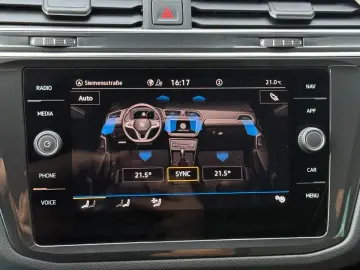 VW Tiguan 2.0 TDI Aut. Life NAVI LED