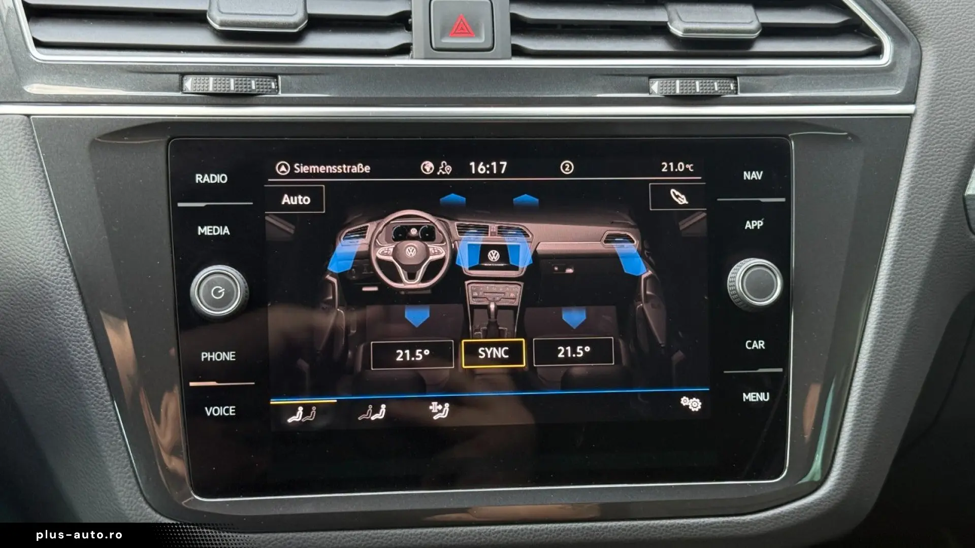 VW Tiguan 2.0 TDI Aut. Life NAVI LED