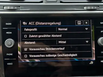 VW Tiguan 2.0 TDI Aut. Life NAVI LED