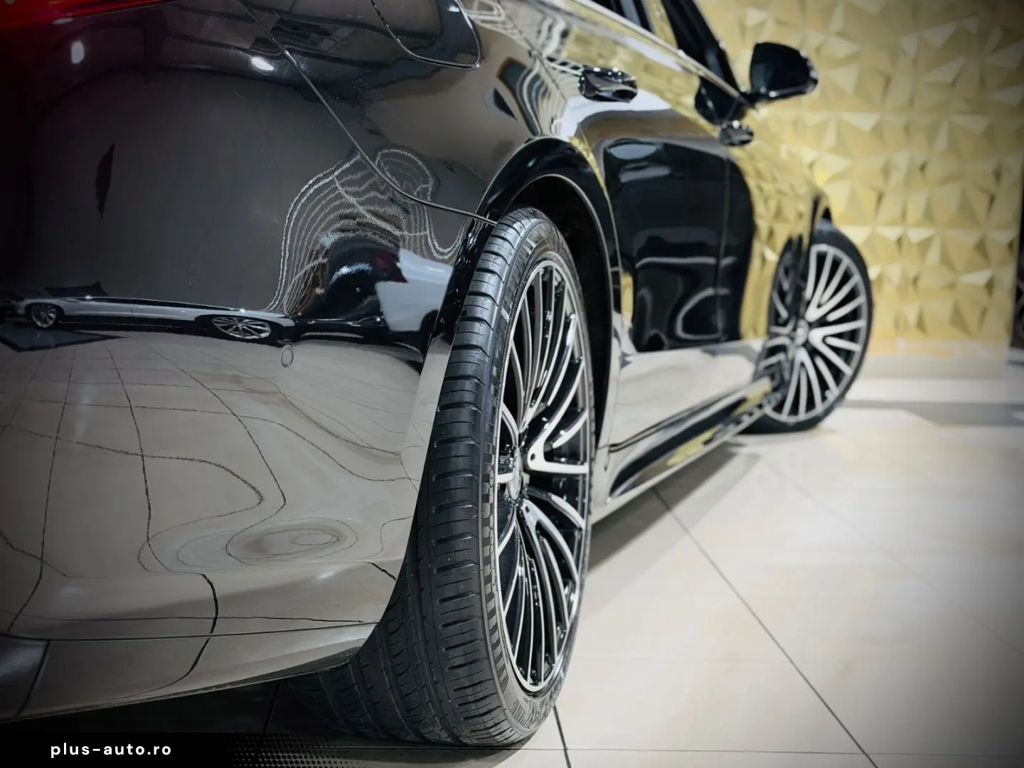 MERCEDES-BENZ S 580 4Matic kurz AMG-LINE PANORAMA BURMESTER
