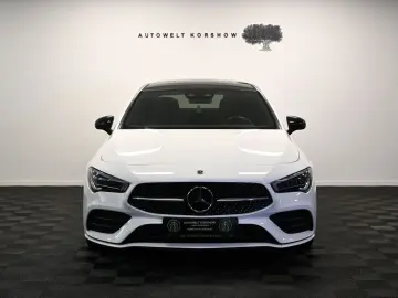 MERCEDES-BENZ CLA 200 AMG LINE PANO KAMERA BURM M-BEAM