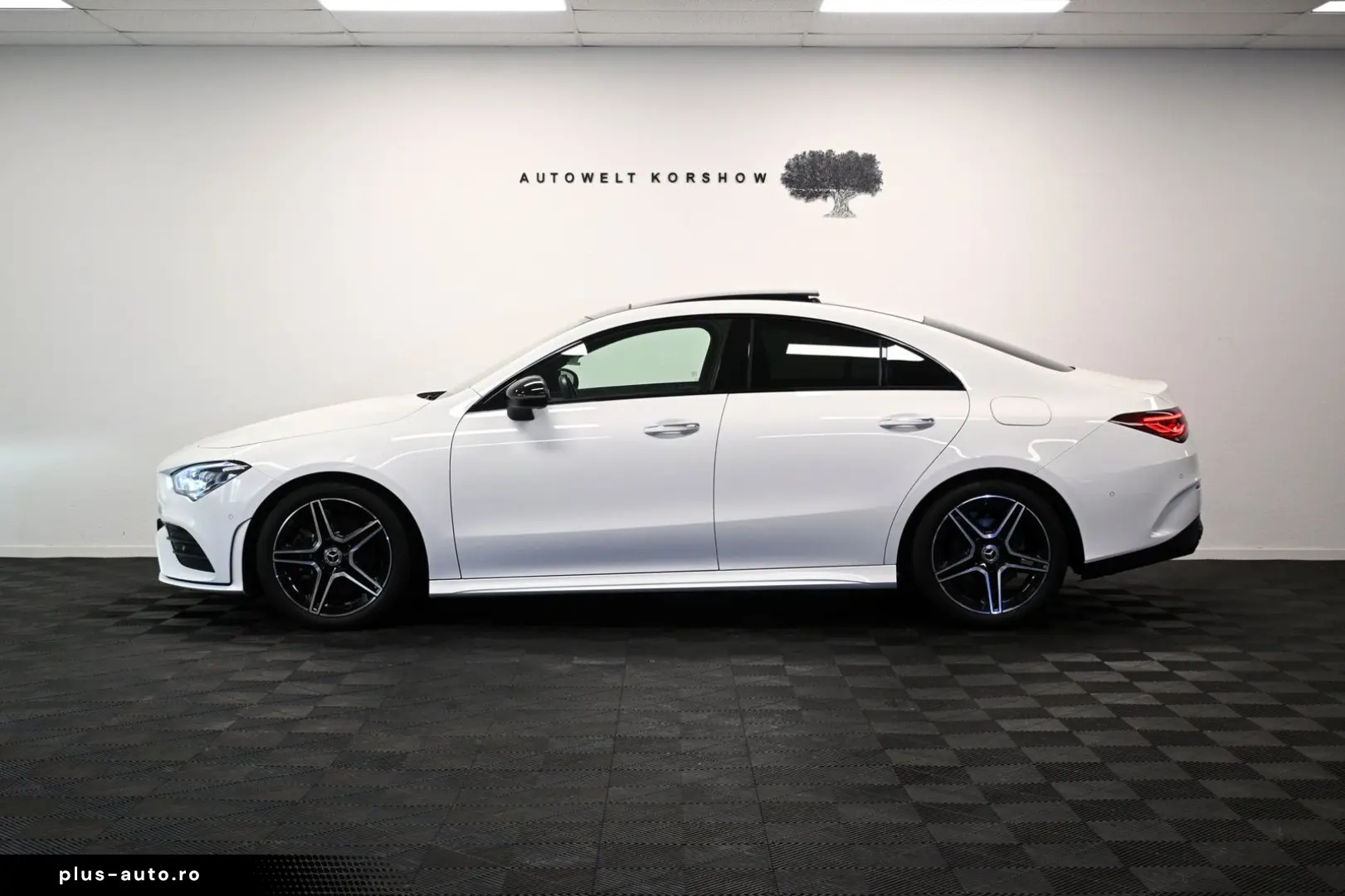 MERCEDES-BENZ CLA 200 AMG LINE PANO KAMERA BURM M-BEAM