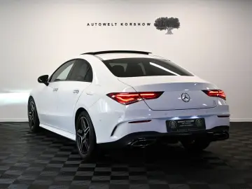 MERCEDES-BENZ CLA 200 AMG LINE PANO KAMERA BURM M-BEAM