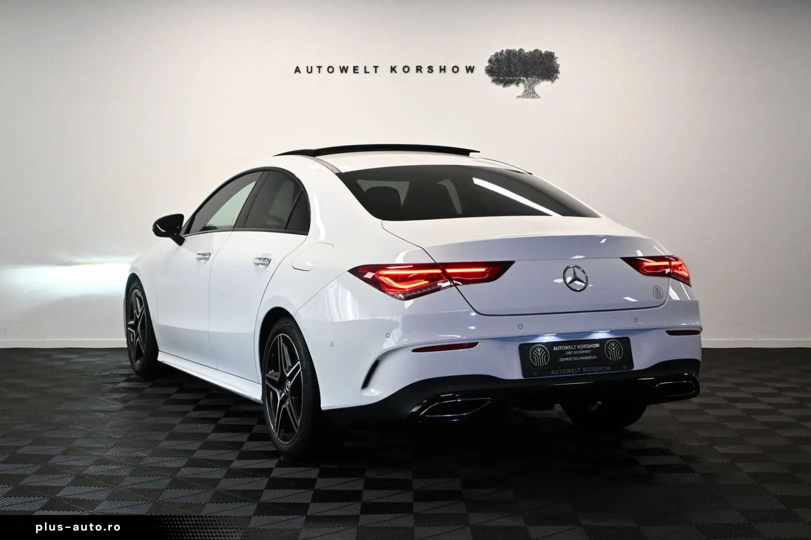 MERCEDES-BENZ CLA 200 AMG LINE PANO KAMERA BURM M-BEAM