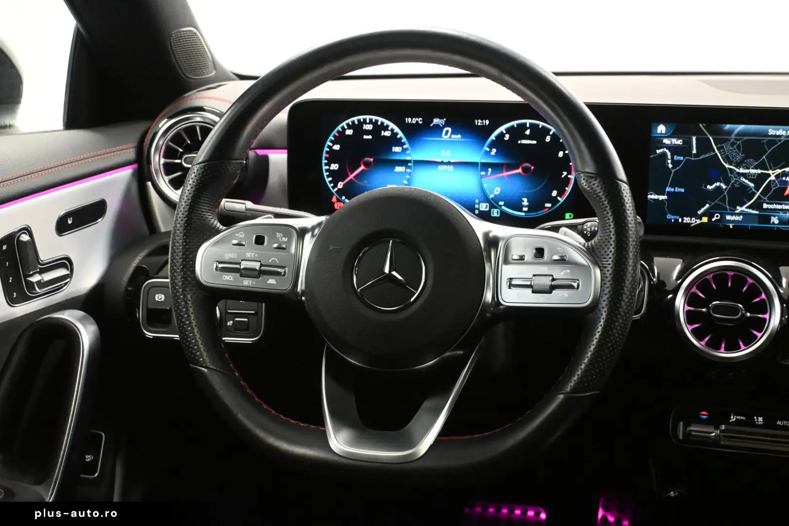 MERCEDES-BENZ CLA 200 AMG LINE PANO KAMERA BURM M-BEAM