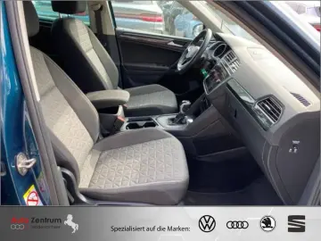 VW Tiguan 2.0TDI DSG CarPlay LED lumini ambientale