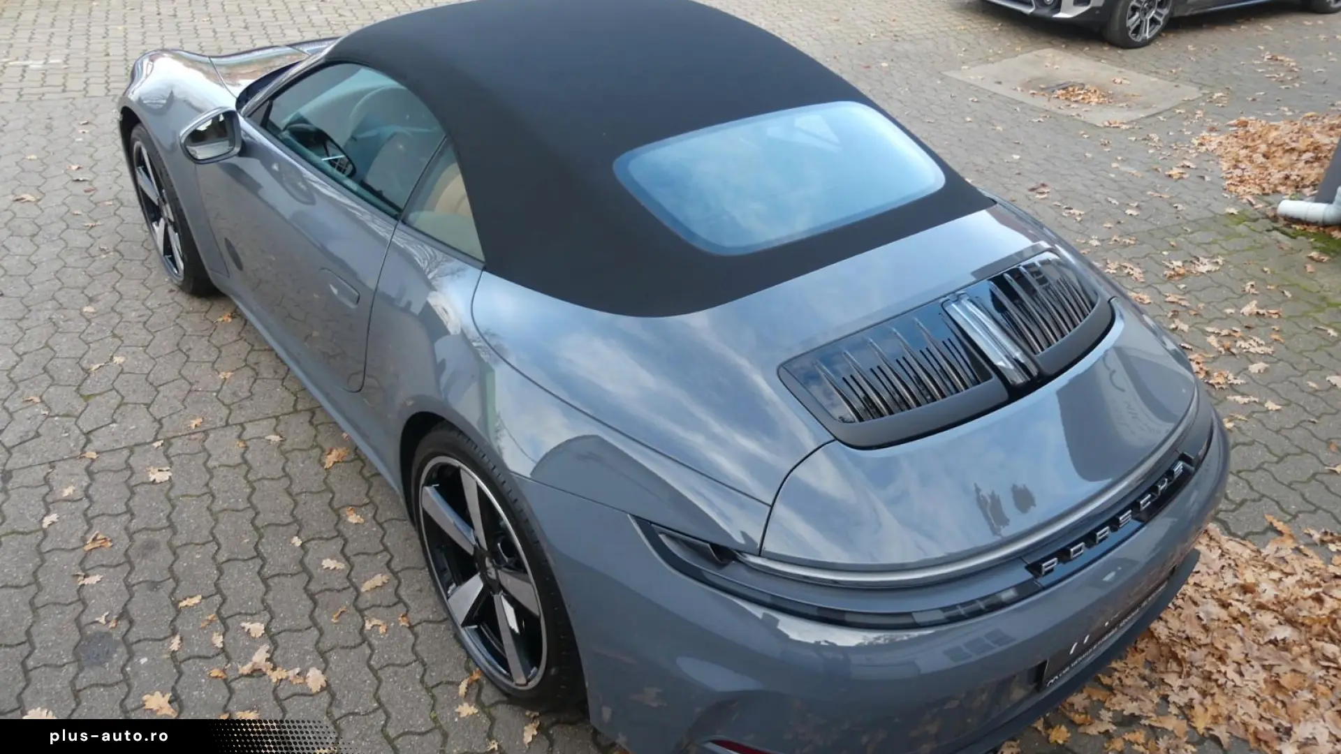 Porsche 911   992 Cabriolet  Lift  Matrix