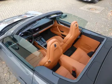 Porsche 911   992 Cabriolet  Lift  Matrix