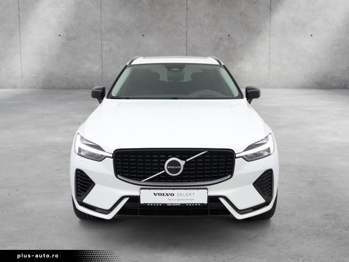 VOLVO XC60 T8 Plus Dark Plug In Hyb HUD PANO ACC 360
