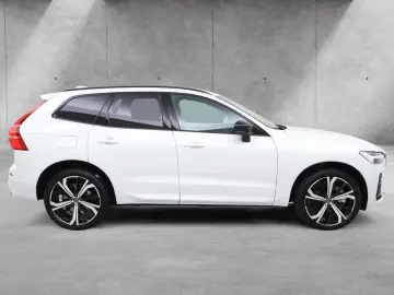 VOLVO XC60 T8 Plus Dark Plug In Hyb HUD PANO ACC 360