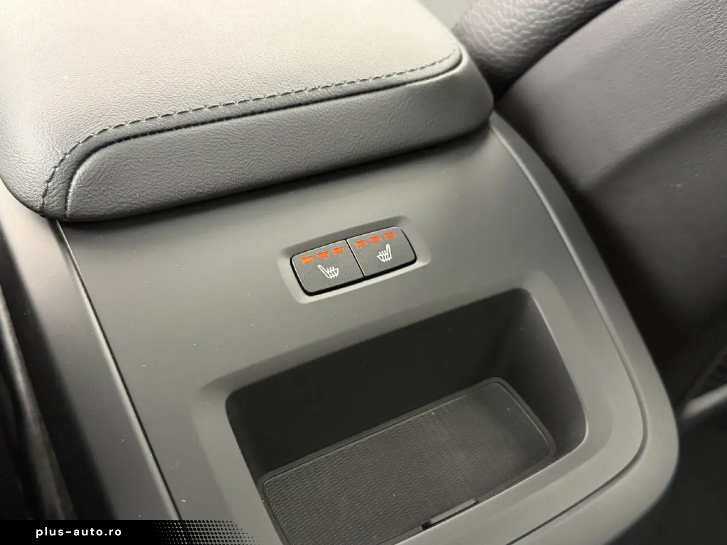 VOLVO XC60 T8 Plus Dark Plug In Hyb HUD PANO ACC 360