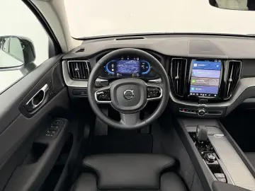 VOLVO XC60 T8 Plus Dark Plug In Hyb HUD PANO ACC 360