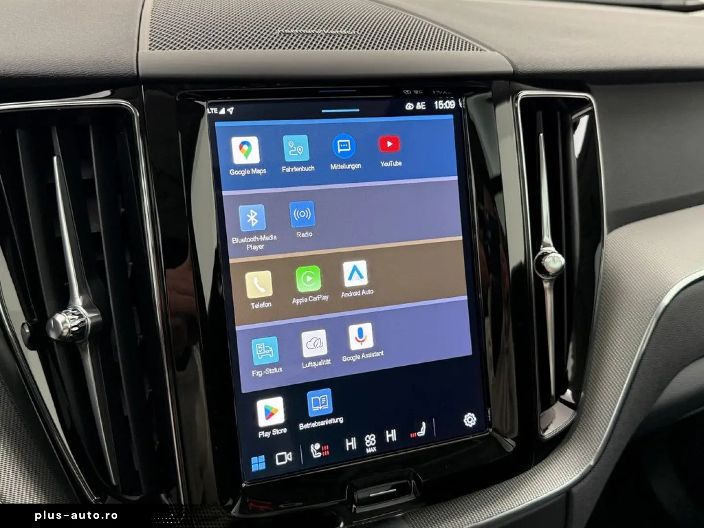 VOLVO XC60 T8 Plus Dark Plug In Hyb HUD PANO ACC 360