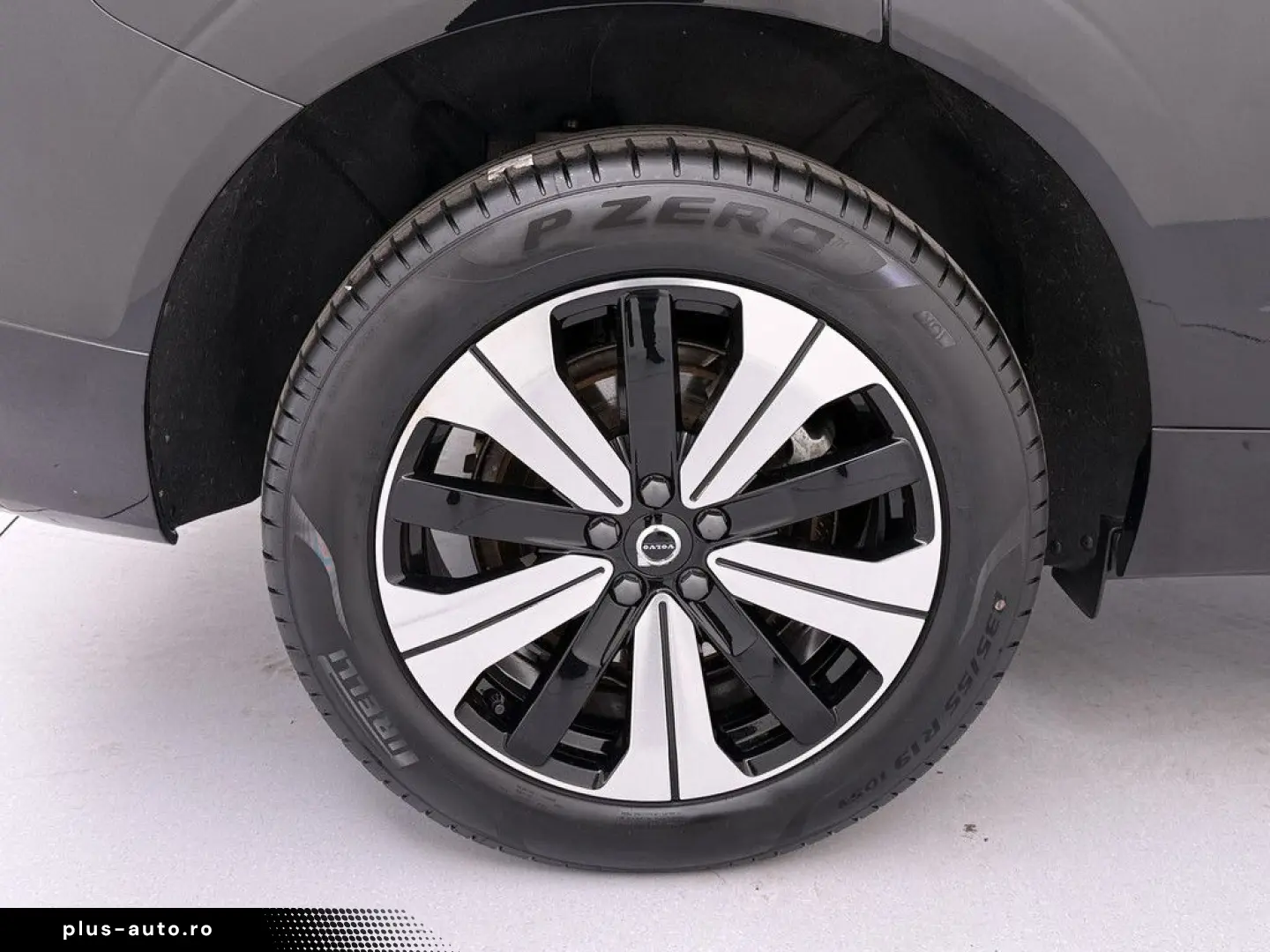 VOLVO XC60 T6 Plus Bright Recharge Plug-In Hybrid AWD