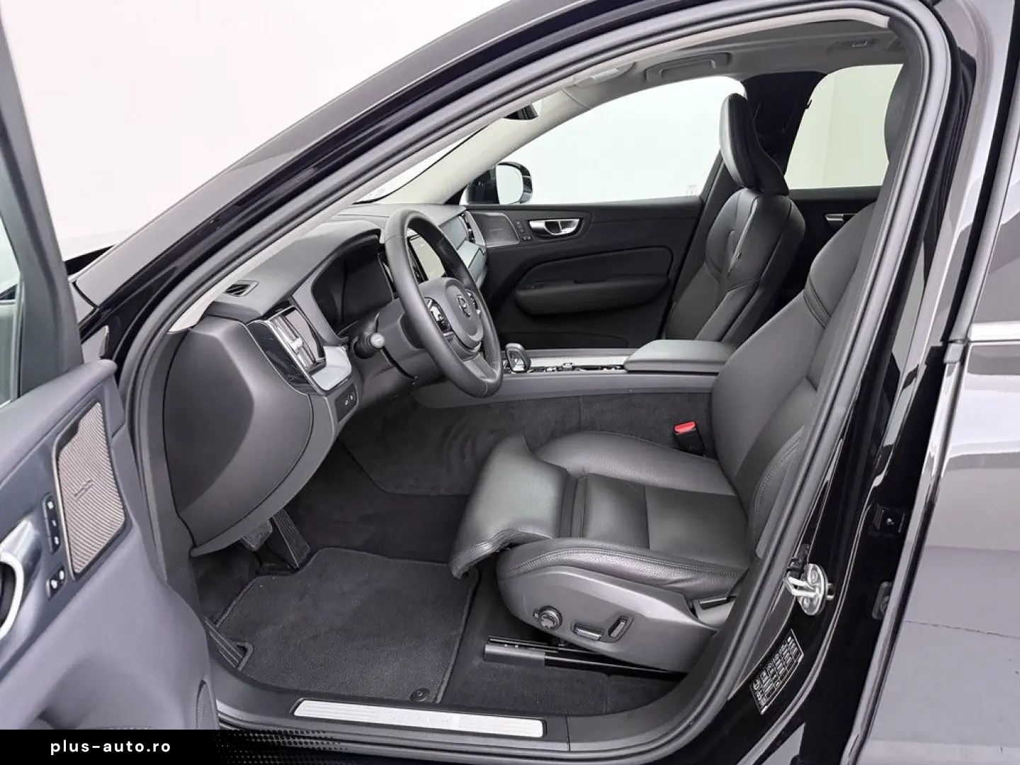 VOLVO XC60 T6 Plus Bright Recharge Plug-In Hybrid AWD