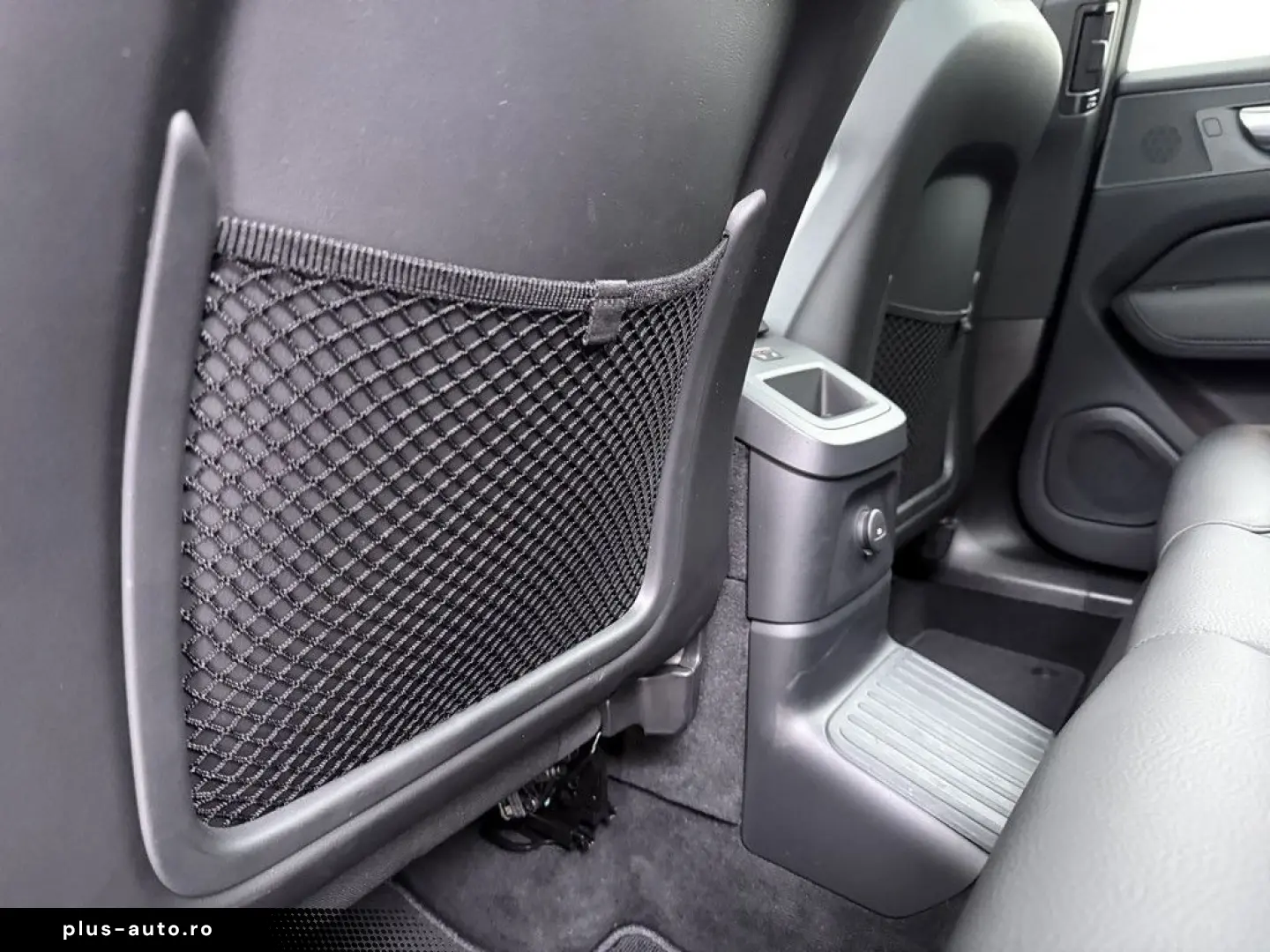 VOLVO XC60 T6 Plus Bright Recharge Plug-In Hybrid AWD