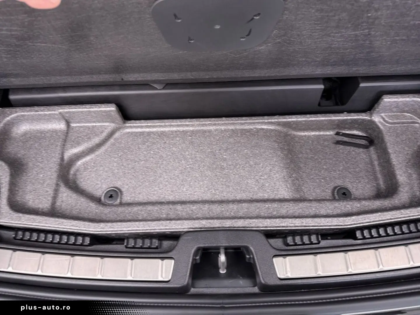 VOLVO XC60 T6 Plus Bright Recharge Plug-In Hybrid AWD