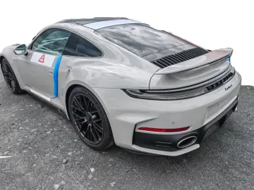 Porsche 911 Turbo S