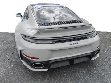 Porsche 911 Turbo S