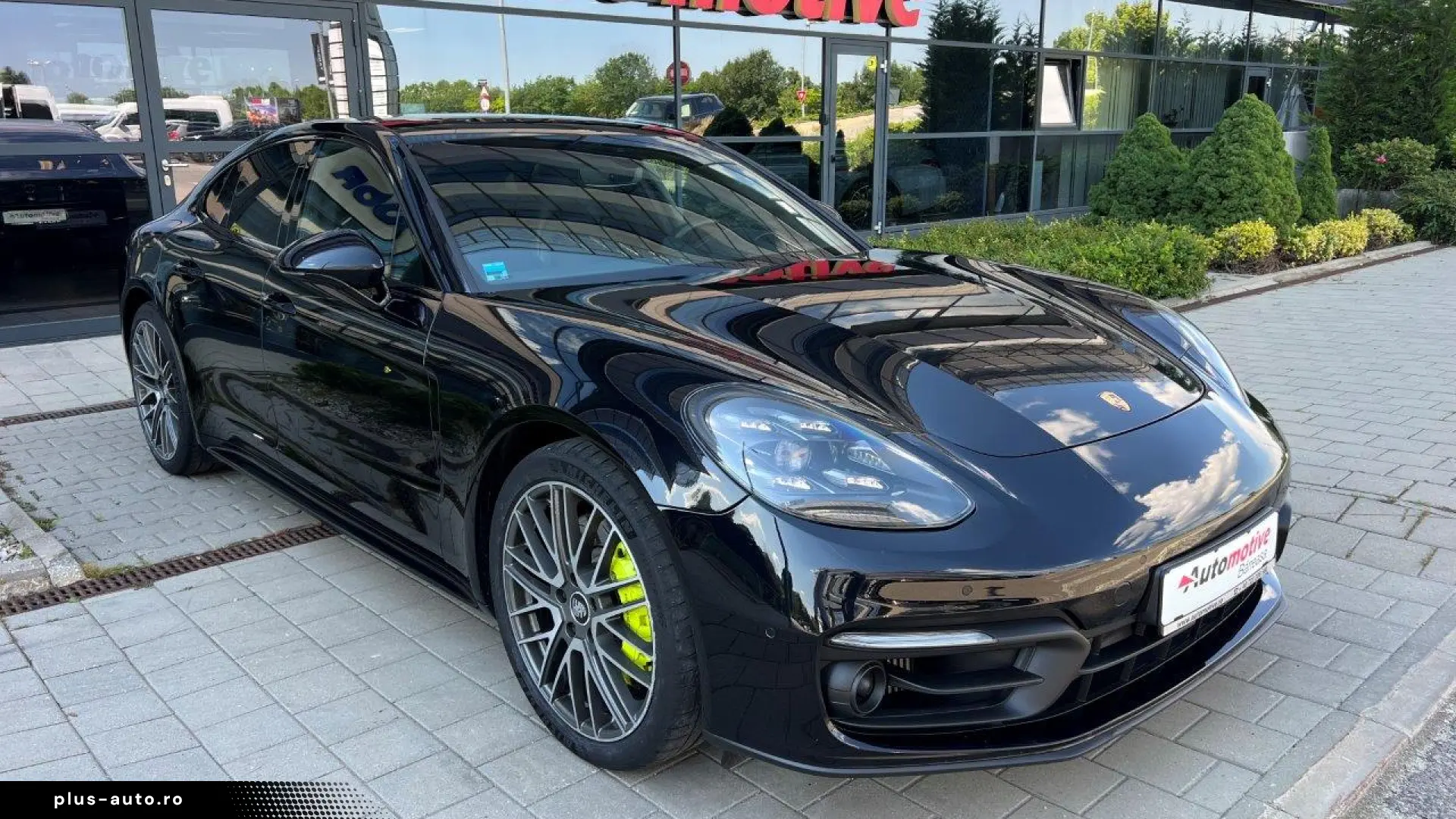 PORSCHE PANAMERA 4E-HYBRID