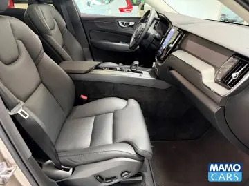 VOLVO XC60 T6 AWD Plus Bright ACC BLIS HUD 360  PANO