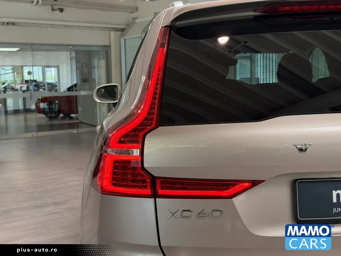 VOLVO XC60 T6 AWD Plus Bright ACC BLIS HUD 360  PANO