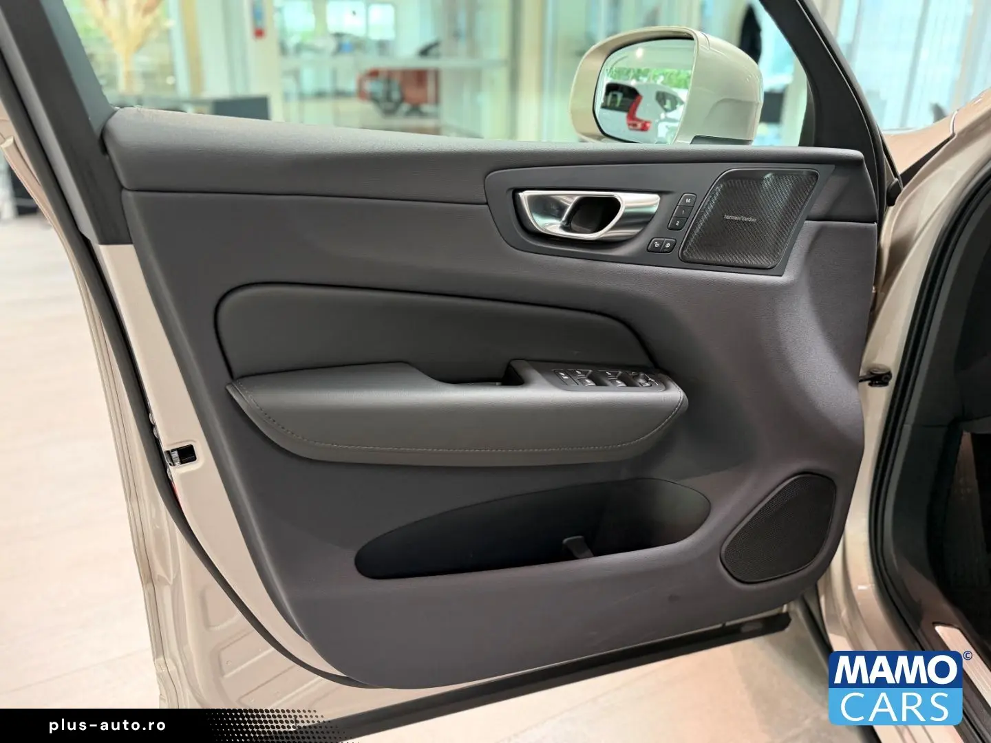 VOLVO XC60 T6 AWD Plus Bright ACC BLIS HUD 360  PANO