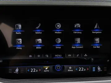 VW TOUAREG R eHYBRID ACC HuD PANO MASSAGE AHK 360