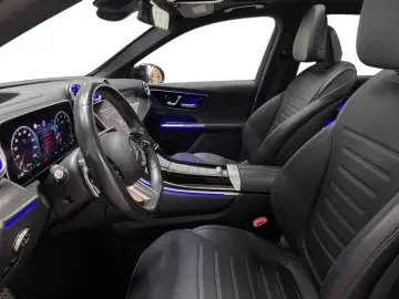 MERCEDES-BENZ GLC 300 4matic AMG AMG MBUX Night HUD Pano SHD