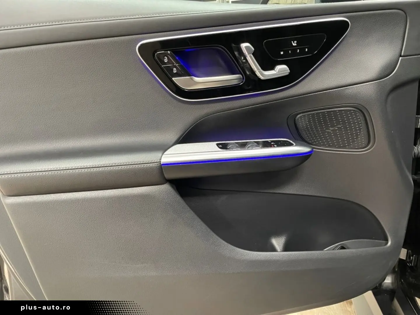 MERCEDES-BENZ GLC 300 4matic AMG AMG MBUX Night HUD Pano SHD