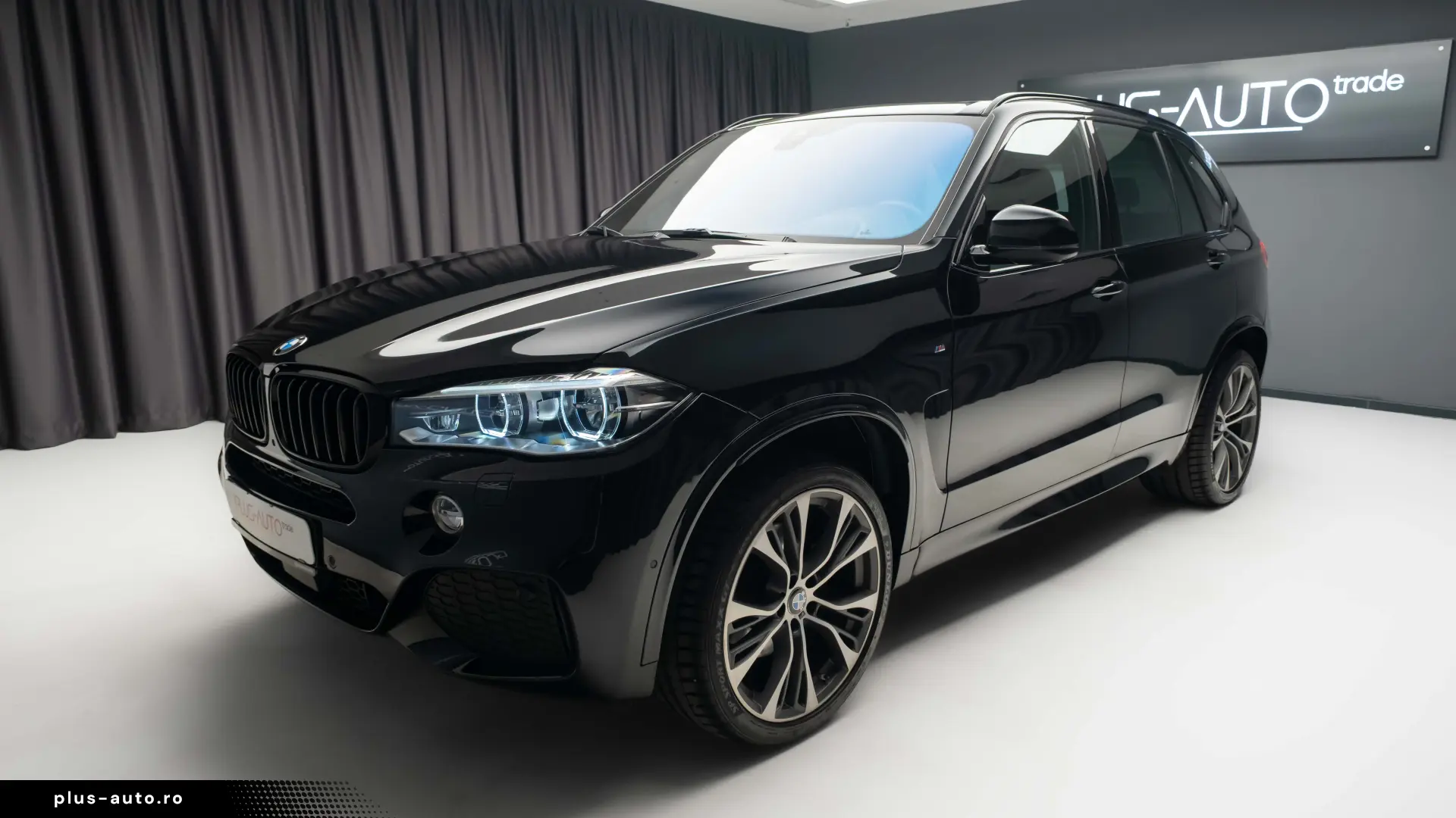 BMW X5  4.0d - 313 cp  M pachet  panoramic  H&K
