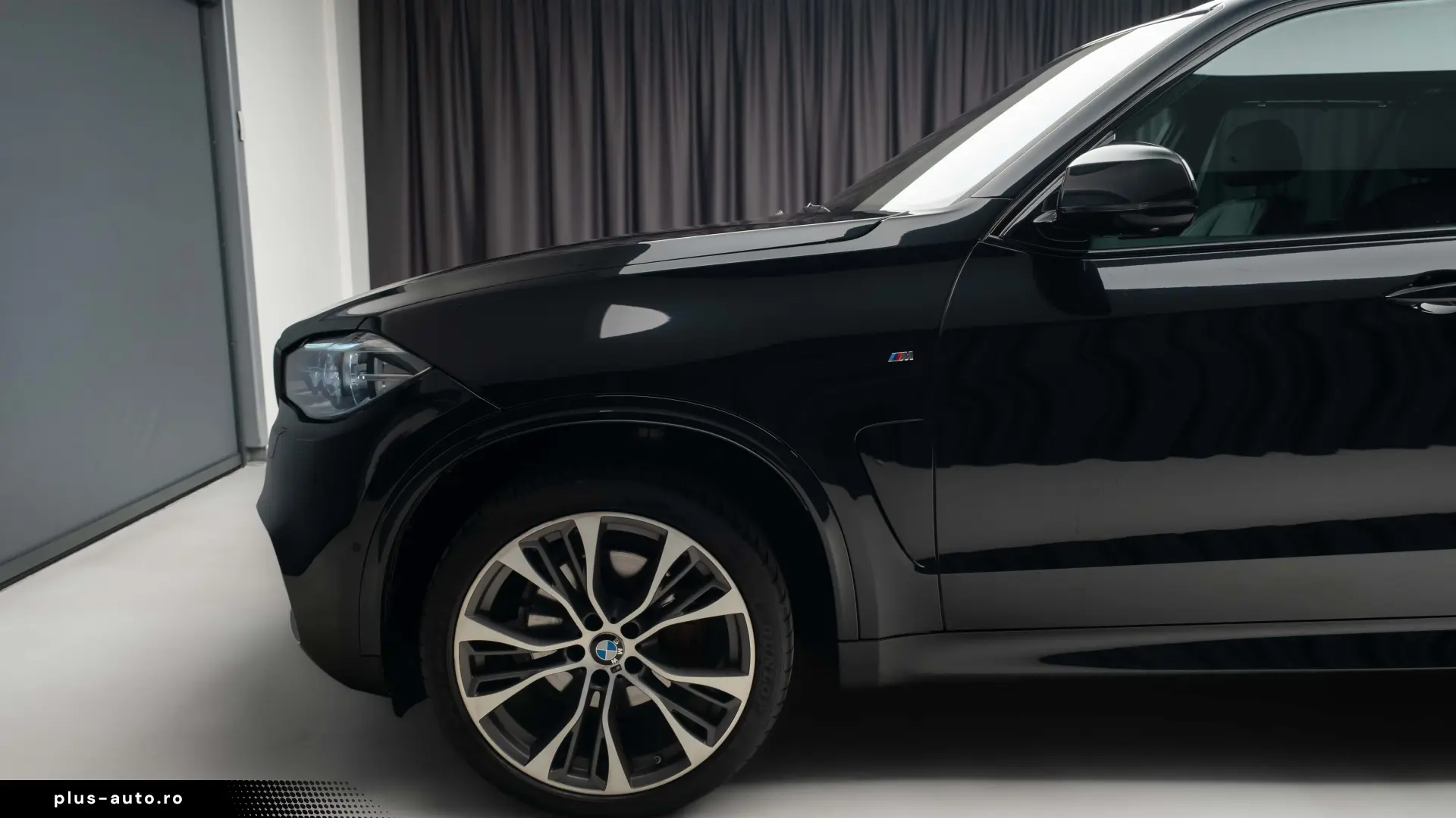BMW X5  4.0d - 313 cp  M pachet  panoramic  H&K