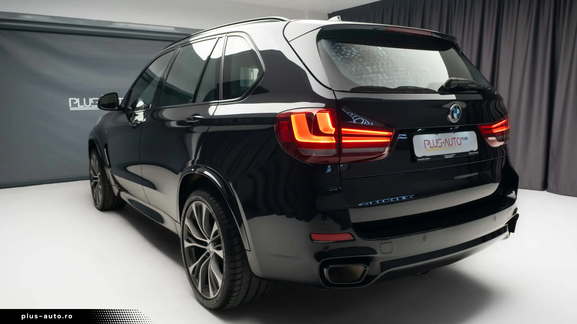 BMW X5  4.0d - 313 cp  M pachet  panoramic  H&K