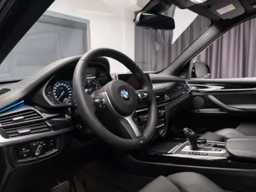 BMW X5  4.0d - 313 cp  M pachet  panoramic  H&K