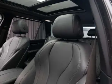 BMW X5  4.0d - 313 cp  M pachet  panoramic  H&K