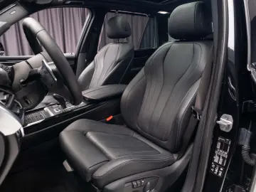 BMW X5  4.0d - 313 cp  M pachet  panoramic  H&K