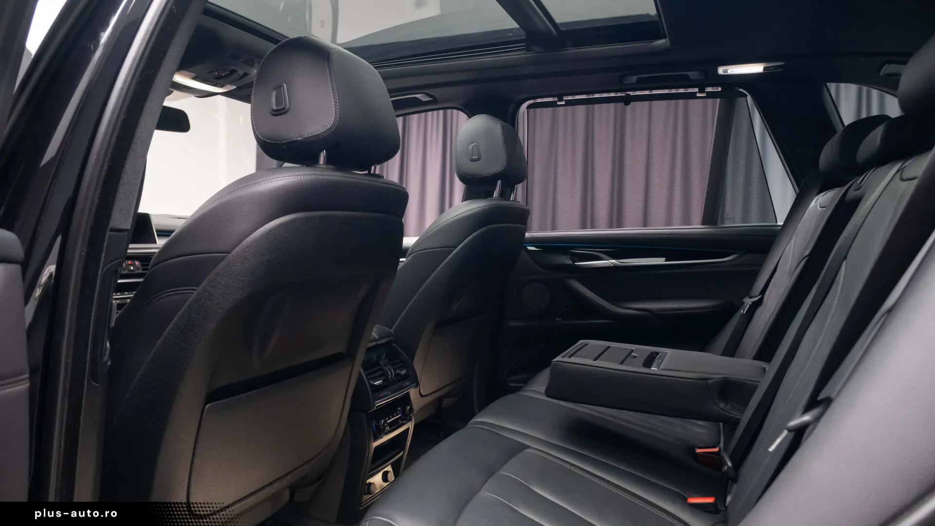 BMW X5  4.0d - 313 cp  M pachet  panoramic  H&K